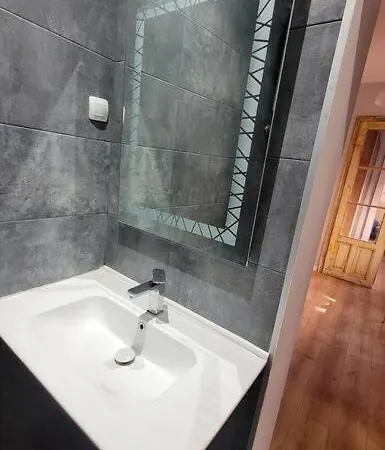 Elegant Loft Library بلوفديف